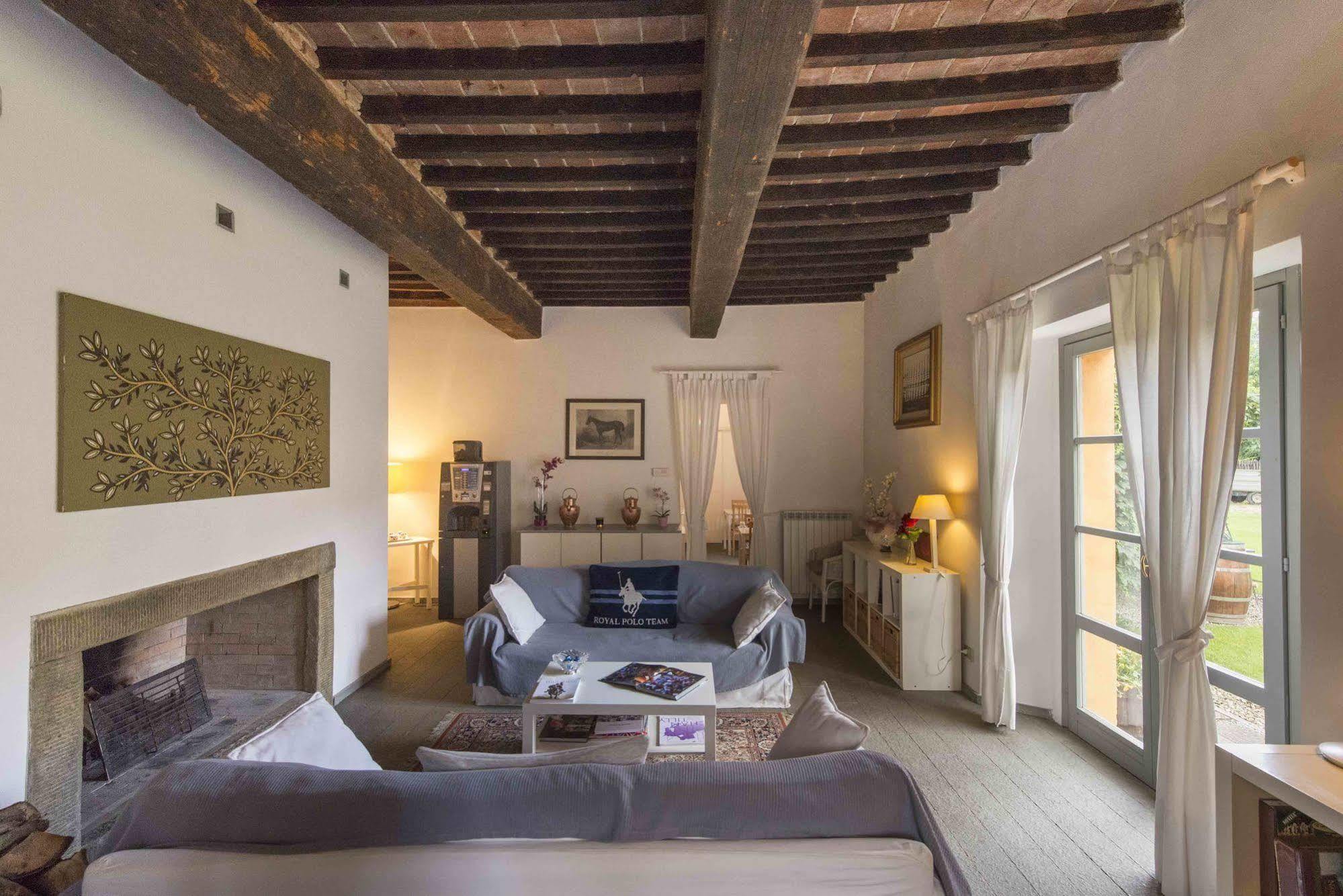 Penzion La Scuderia Casa Vacanze Arezzo Exteriér fotografie